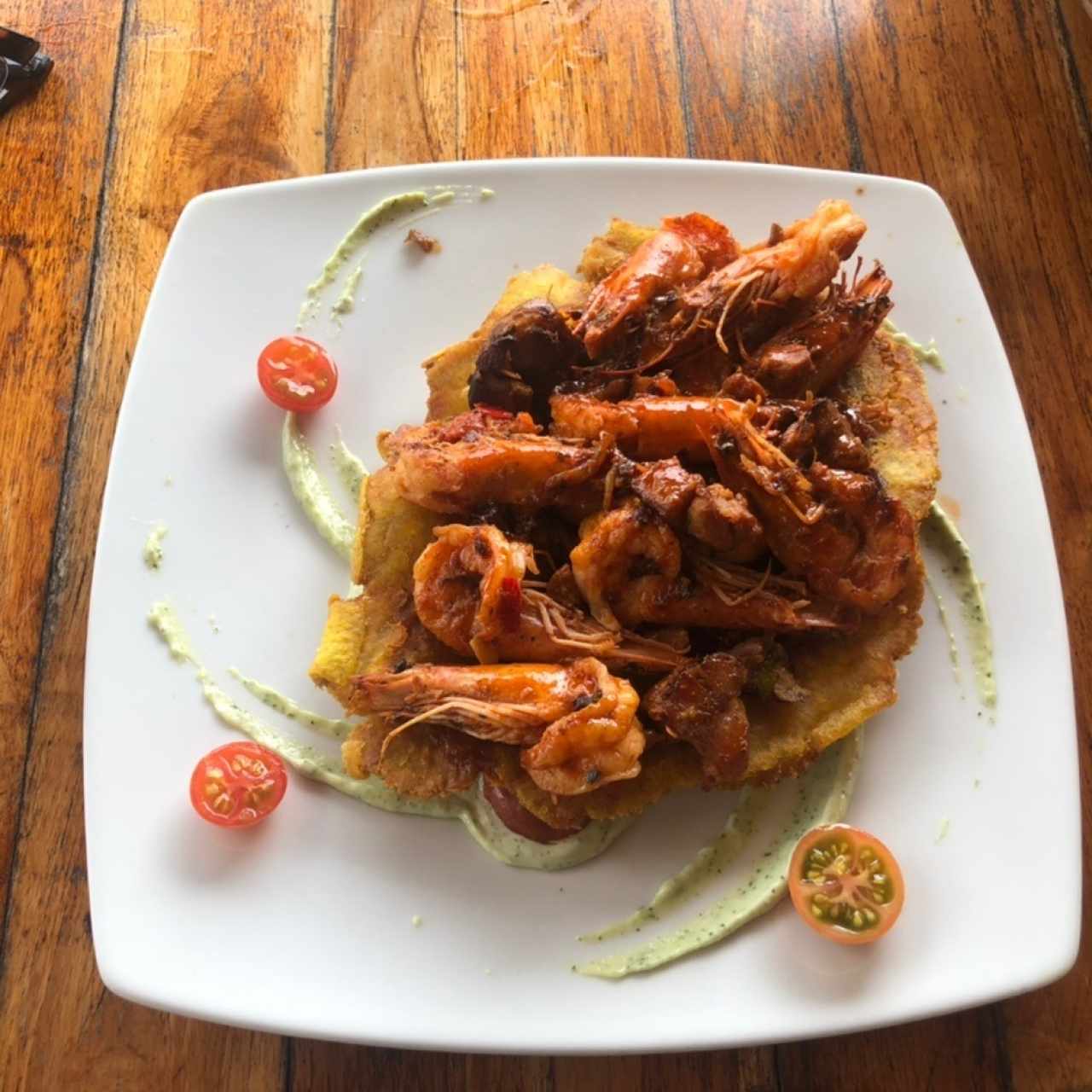 Pataconzona de camarones y Chorizo