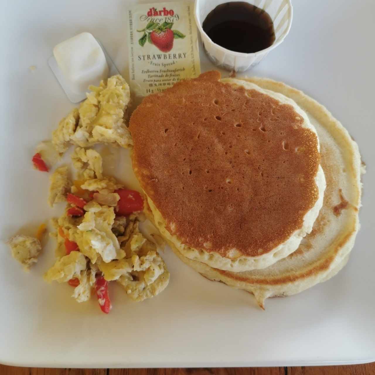 Pancakes  con huevo revueltos 😮