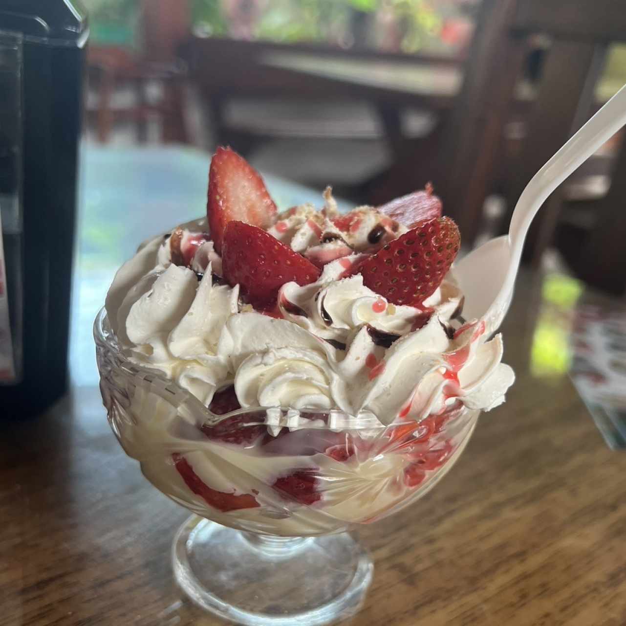 FRESAS CON CREMA