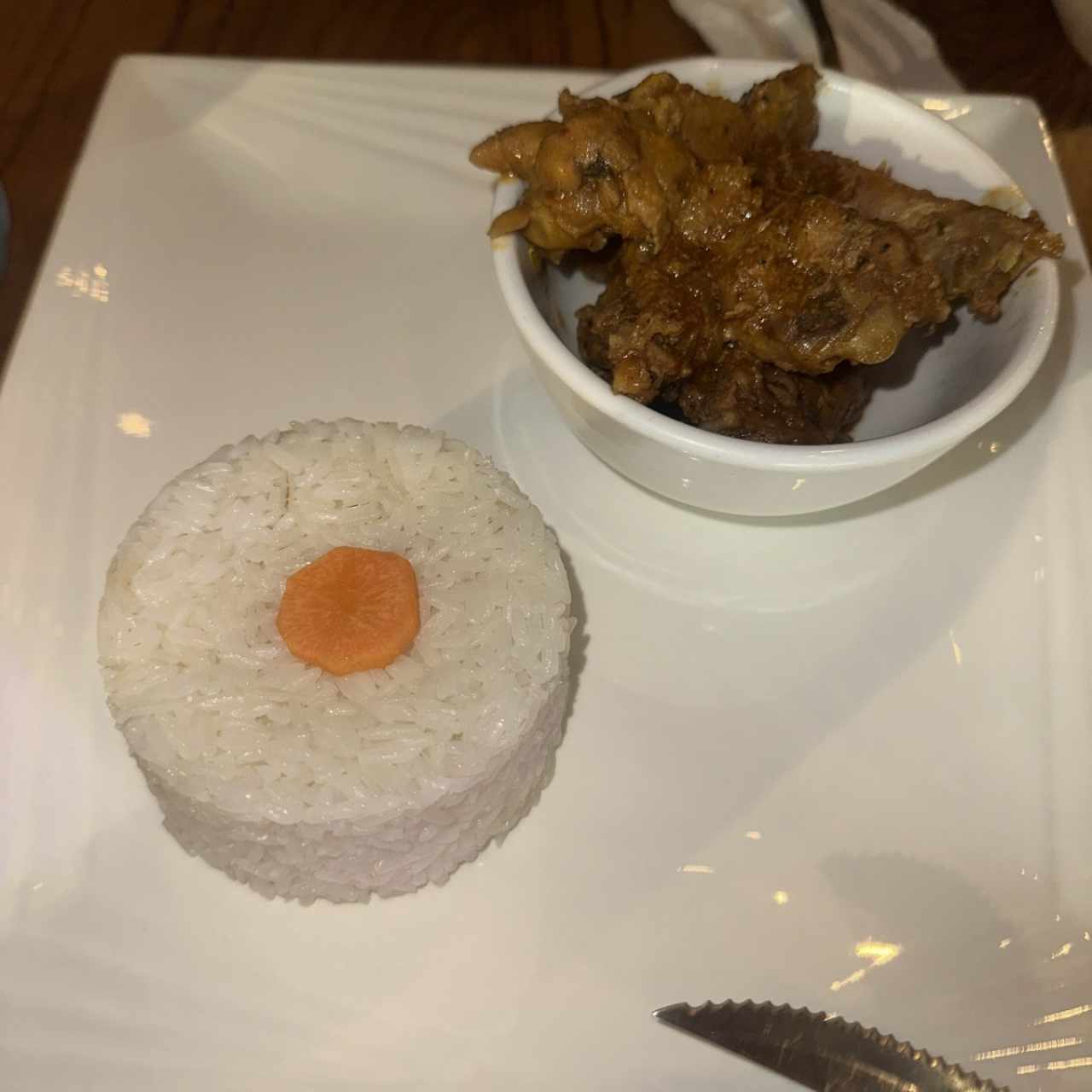 Alitas de pollo guisadas 