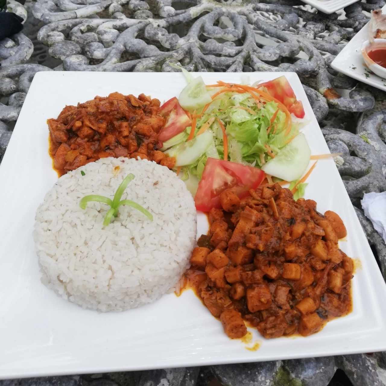 Pulpo costeño y arroz con coco