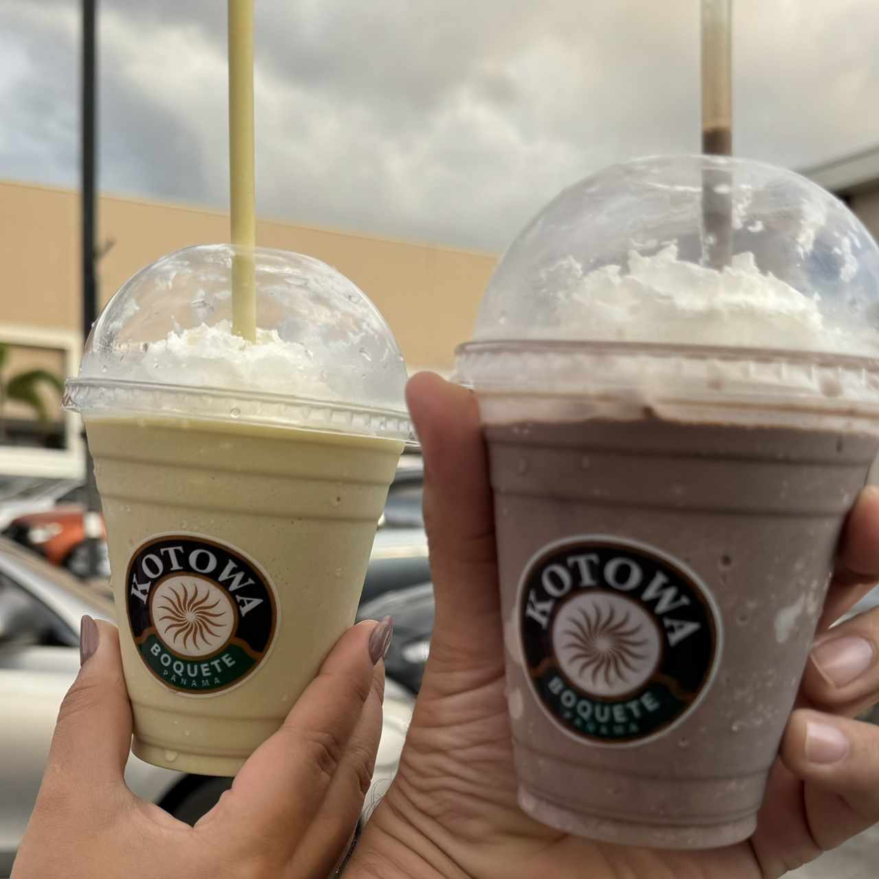 Frappe de Matcha y Cookies and Cream