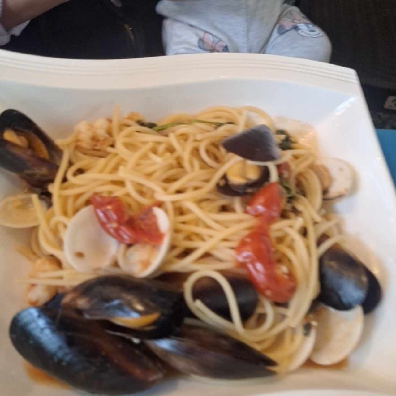 spaghetti al scoglio bianco