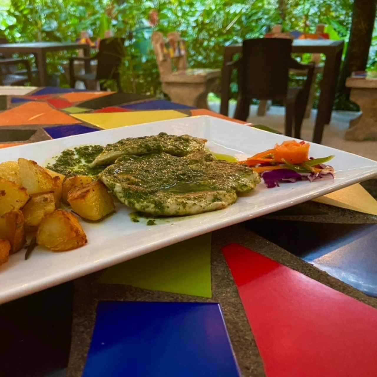 Pechuga de pollo al pesto
