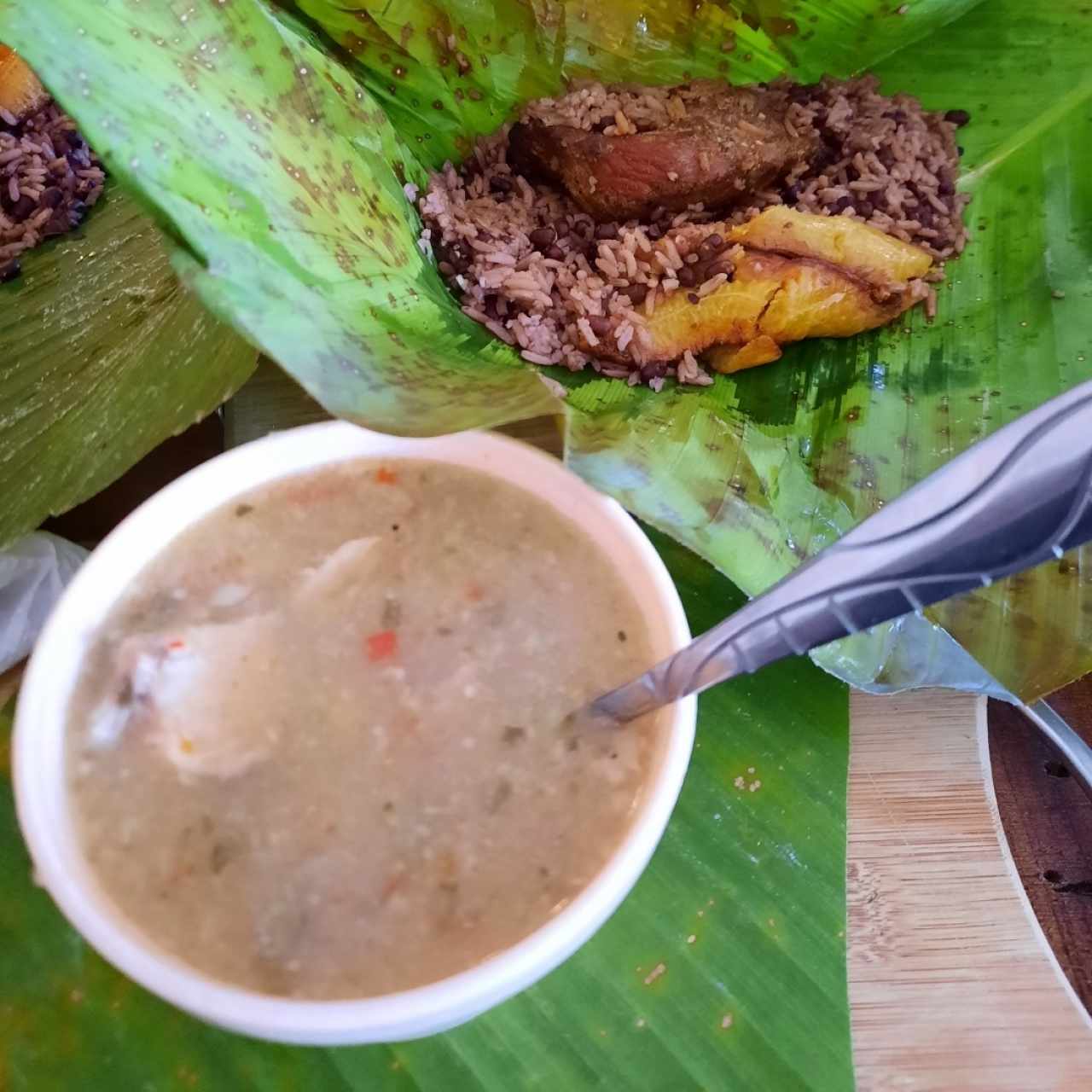 Sancocho y mono de puerco ahumado 