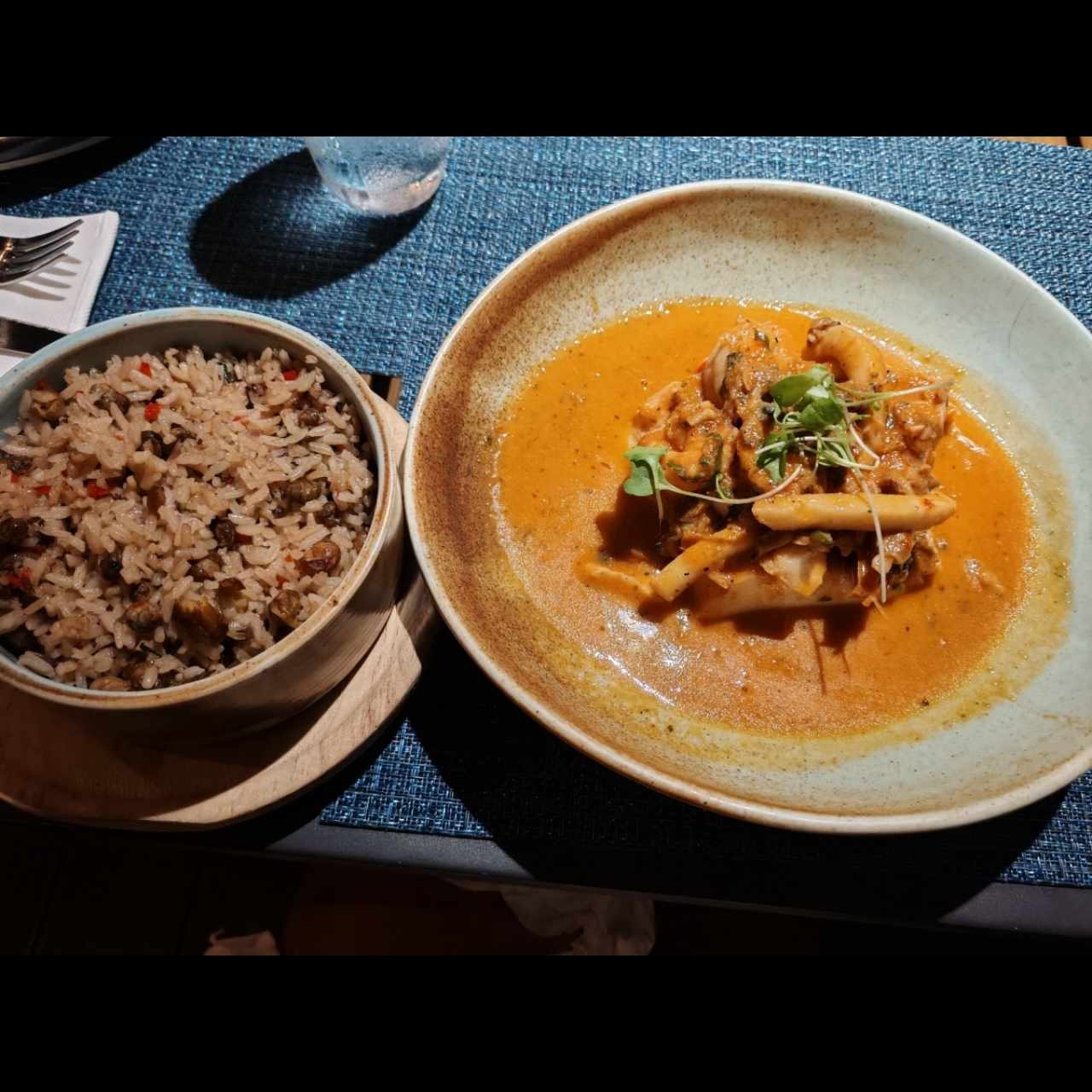 Corvina en Salsa De Mariscos