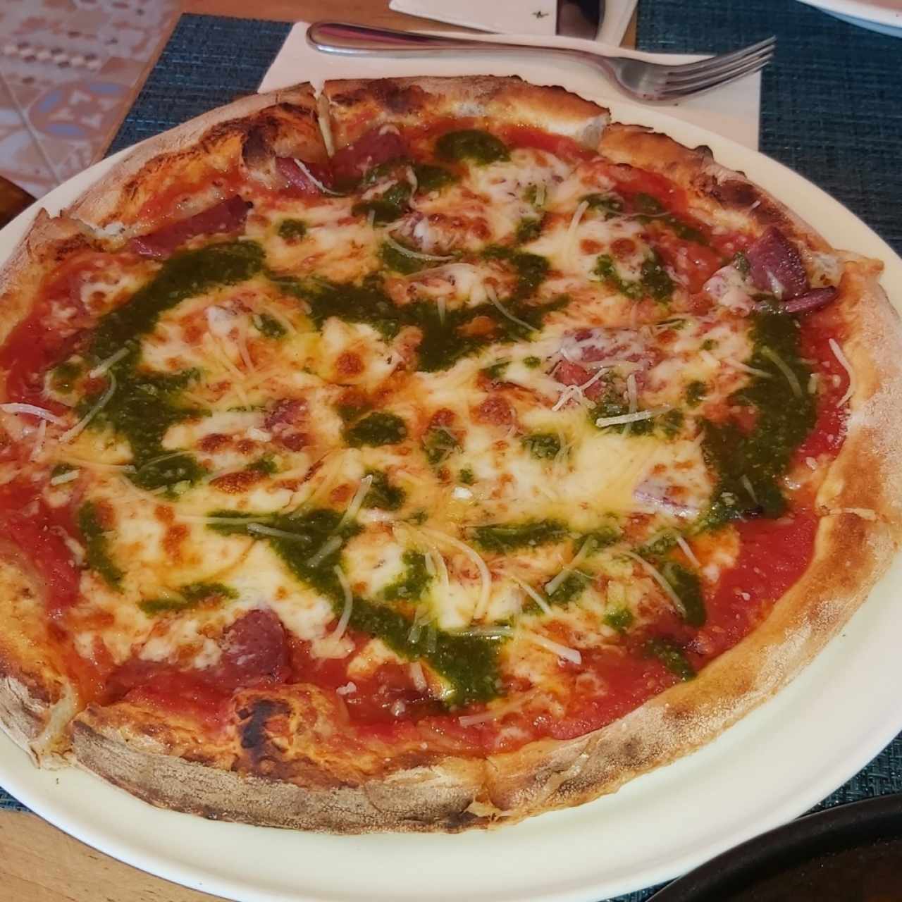 pizza al pesto