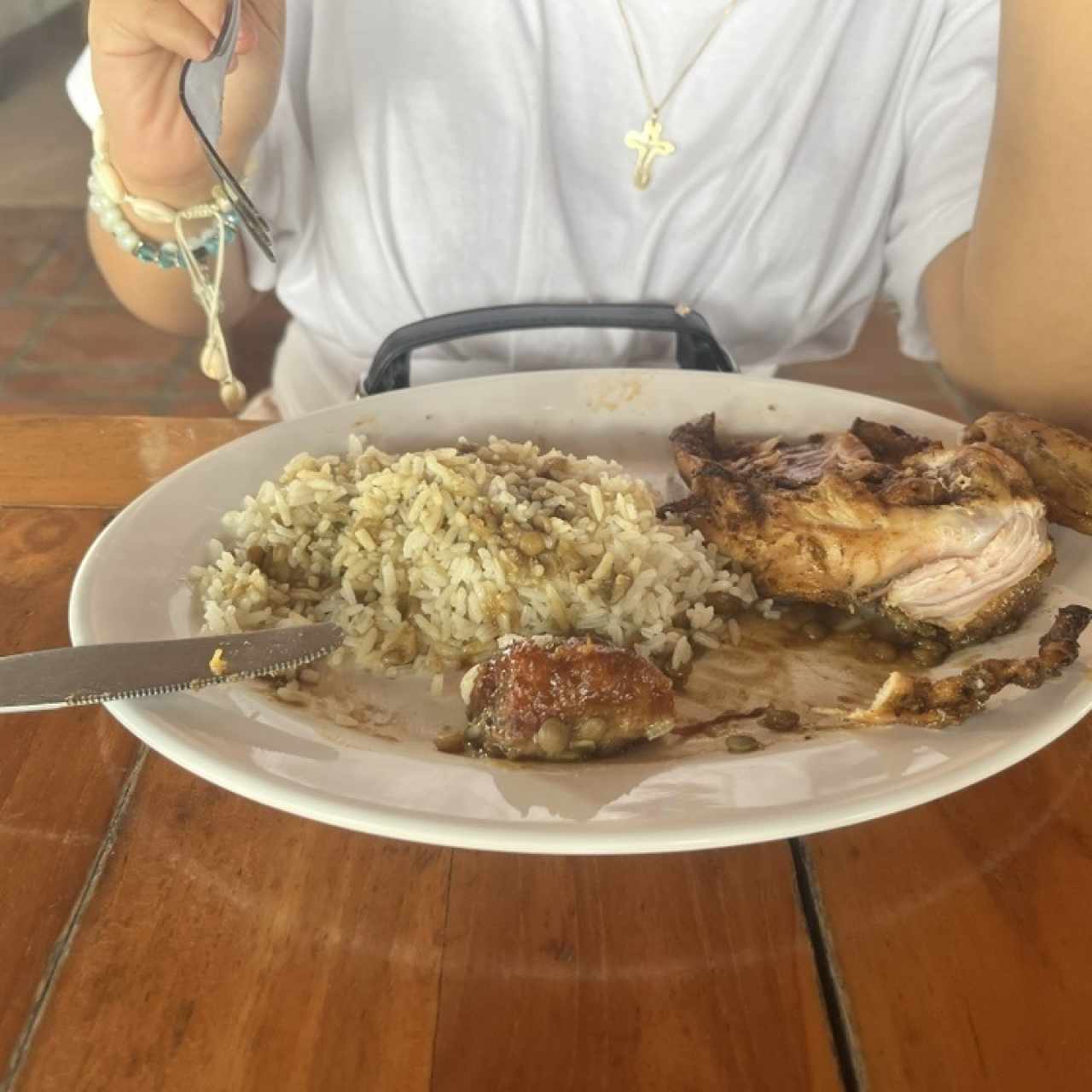 Pollo asado con arroz y lentejas