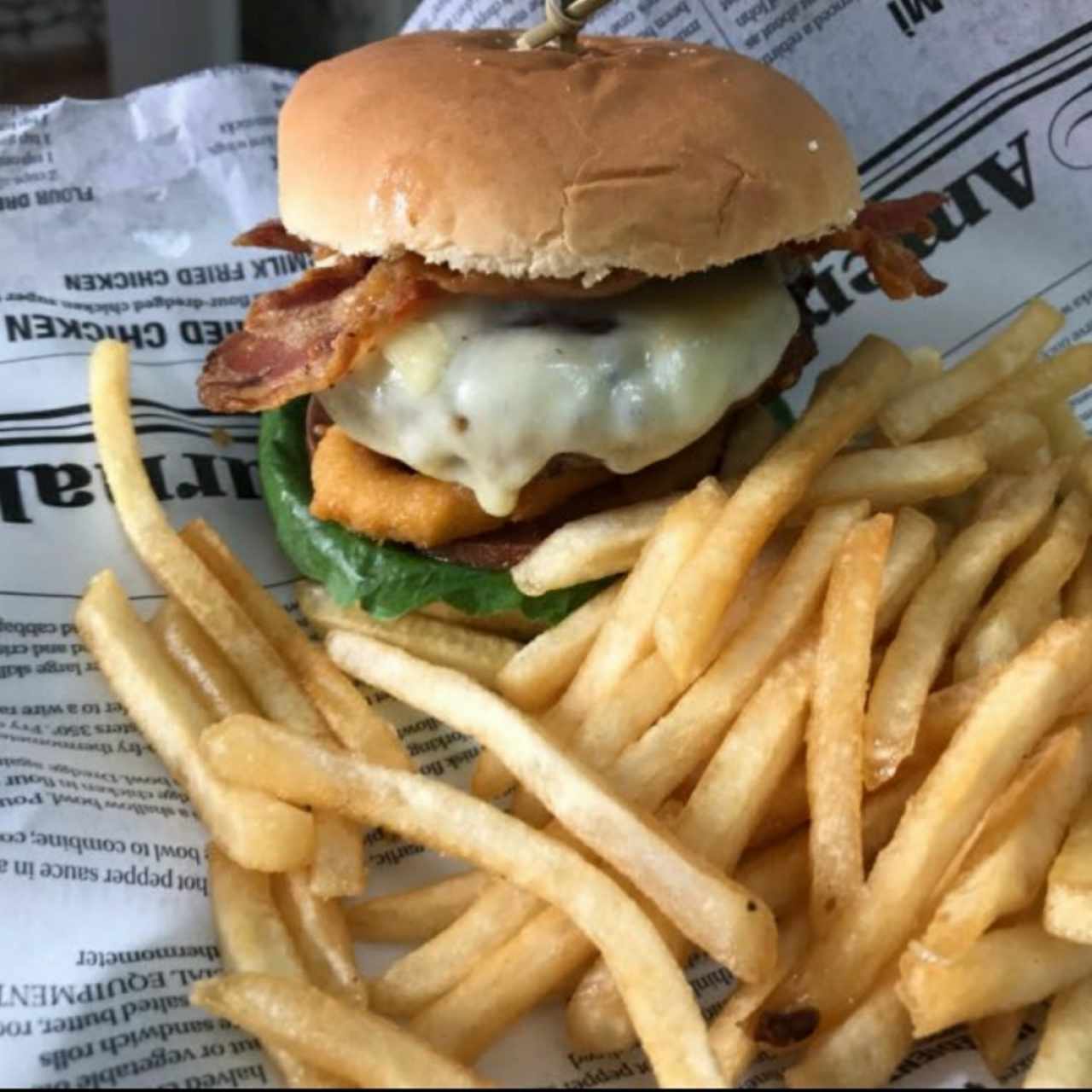 Blue Cheese Bacon Burger 