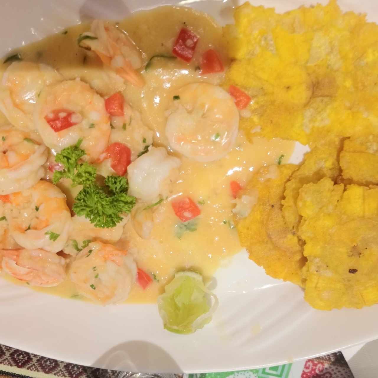 MARISCOS - SEAFOOD - Camarones al Ajo