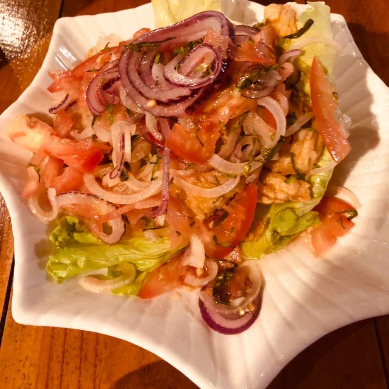 Ceviche de pescado frito