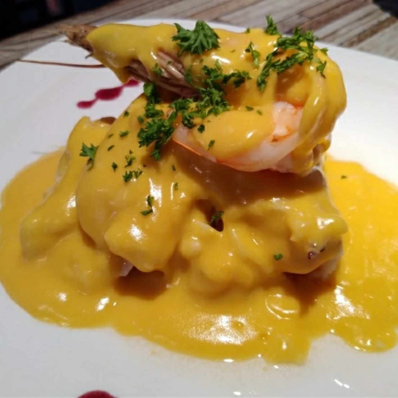 corvina rellena de langostino