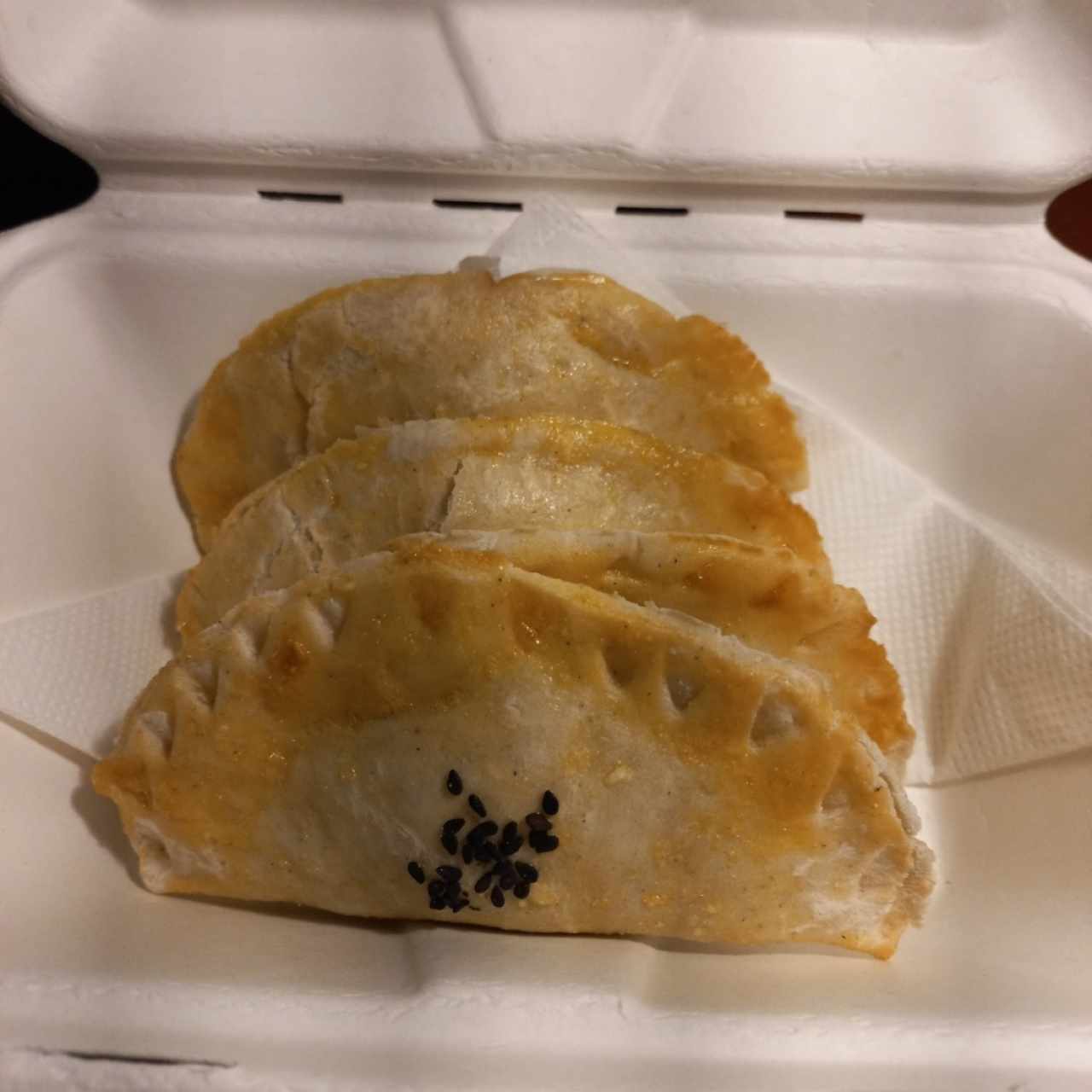 Empanaditas sin gluten de polo y entraña para llevar ( sin el pai que no me dieron)