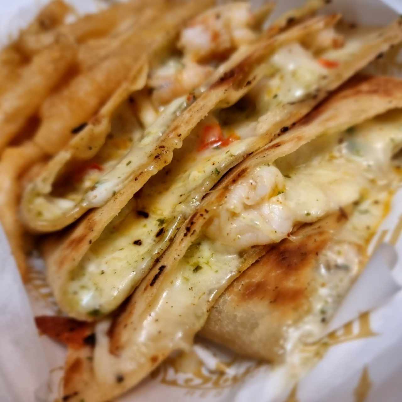 quesadilla de camarones 