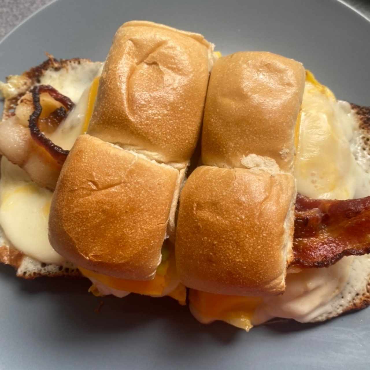 breakfast sandwich