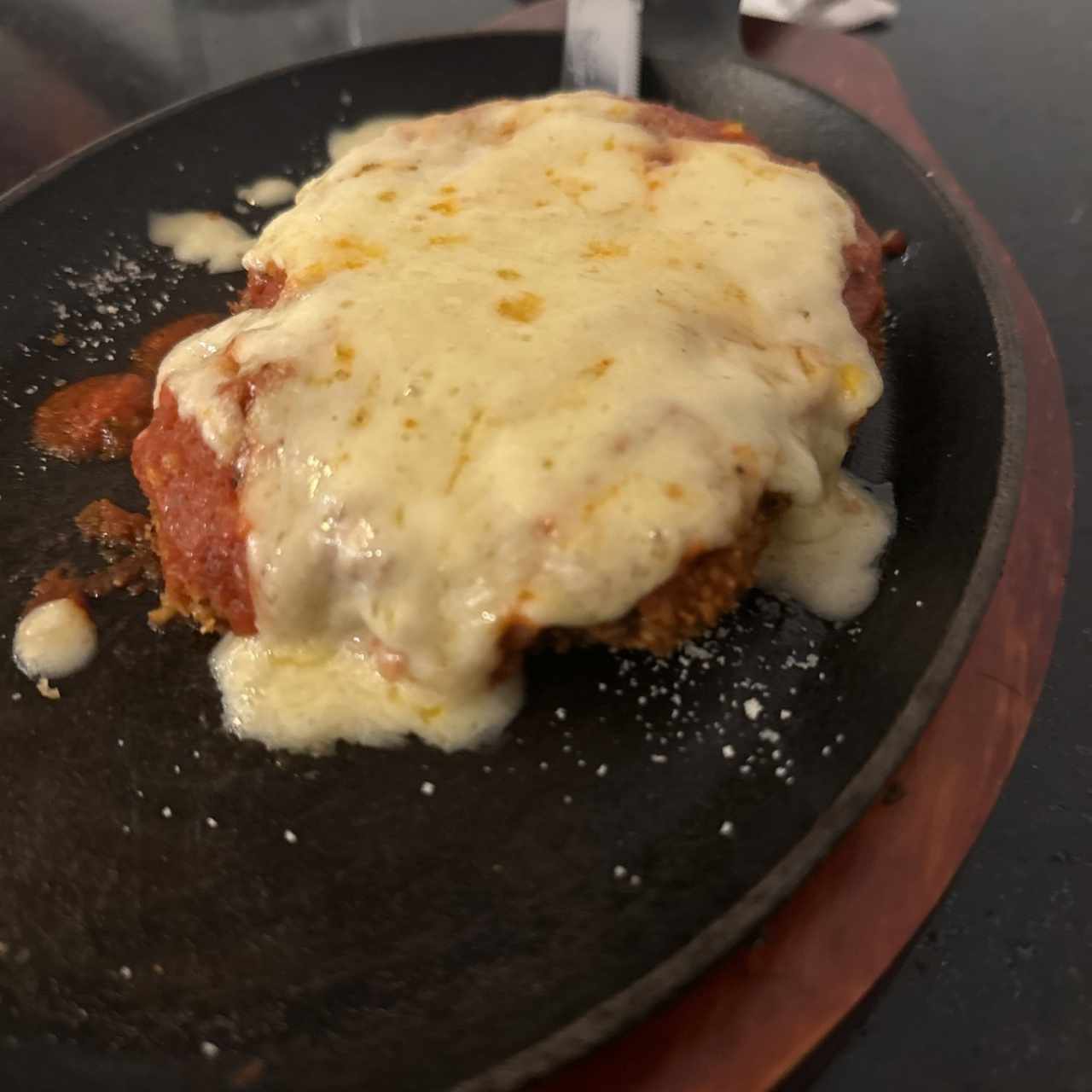 Milanesa de res a la parmesana