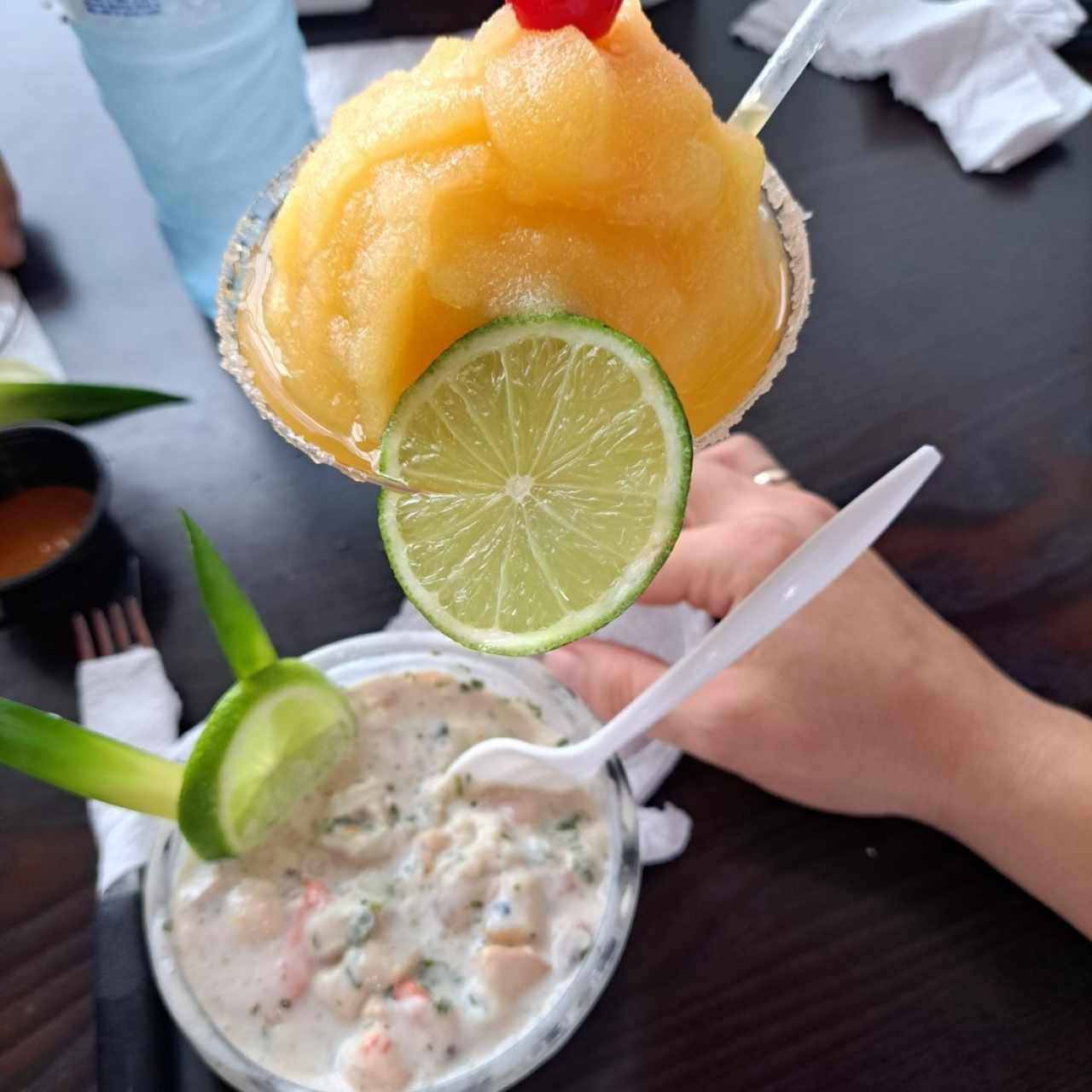 ceviche gourmet y margarita de piña