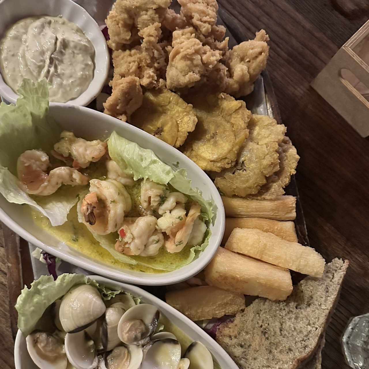 Bandeja de mariscos 2 personas