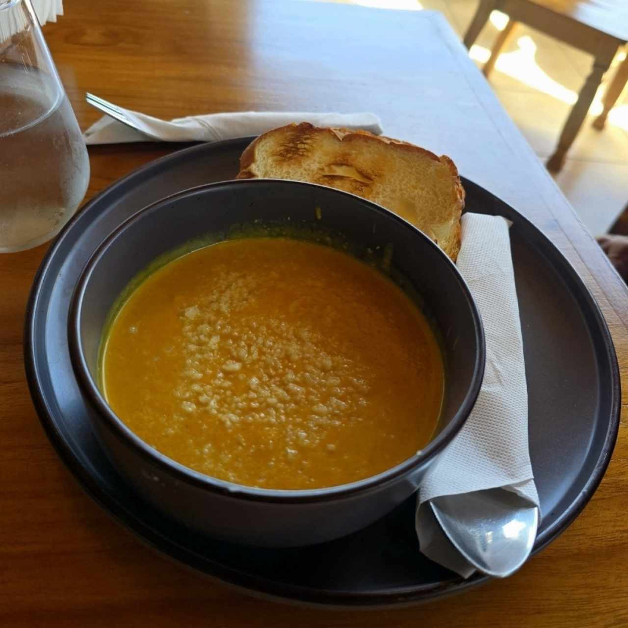 Sopa del día - Crema de zapallo