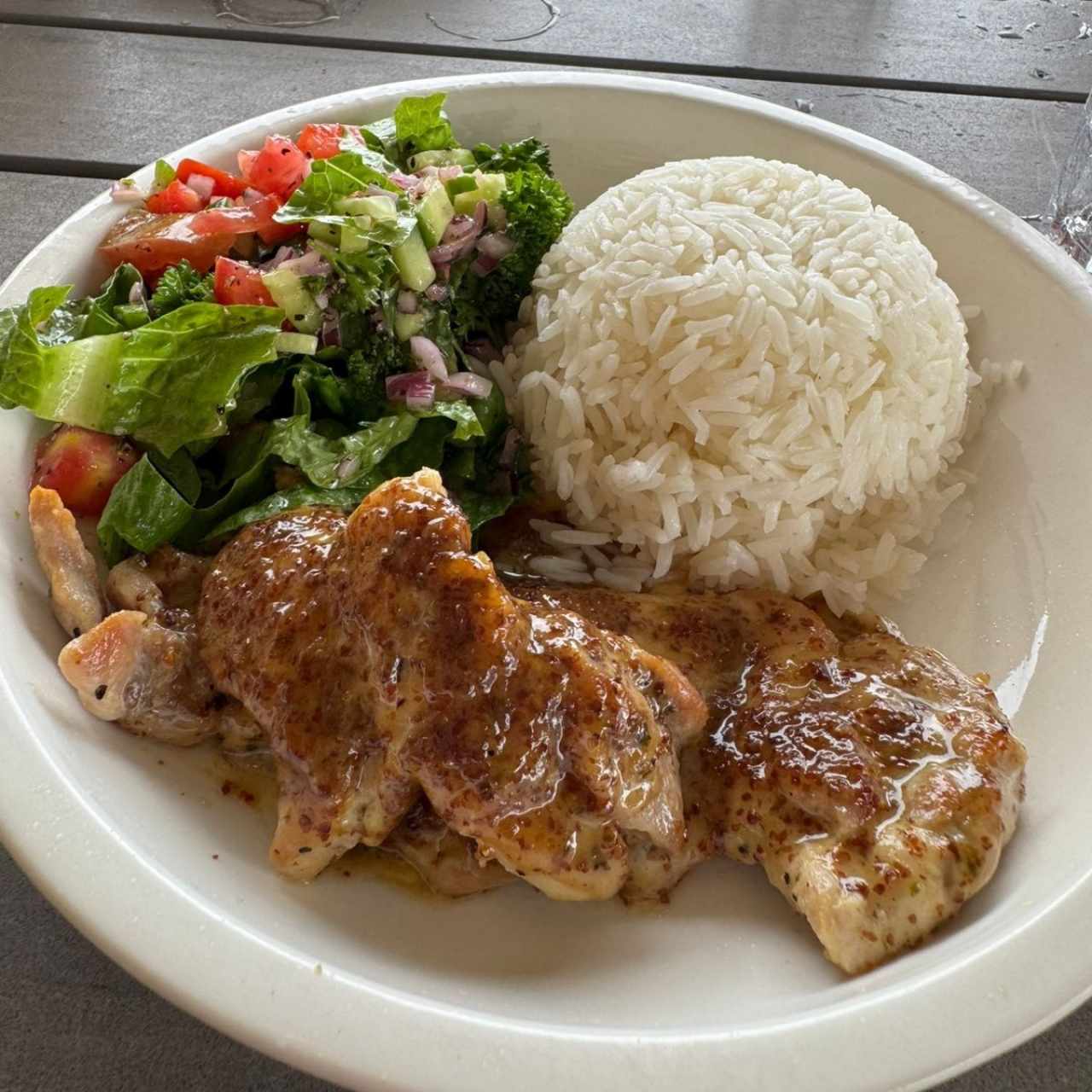 Pechuga de pollo en salsa mostaza