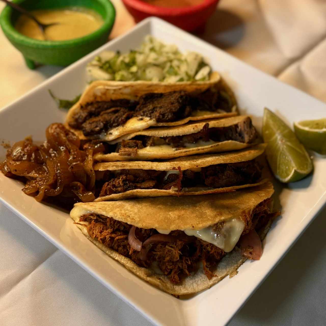 Tacos Mixtos (4 tacos)