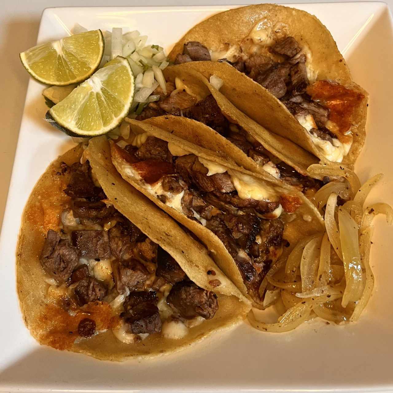 Tacos Azteca con queso (4 tacos)