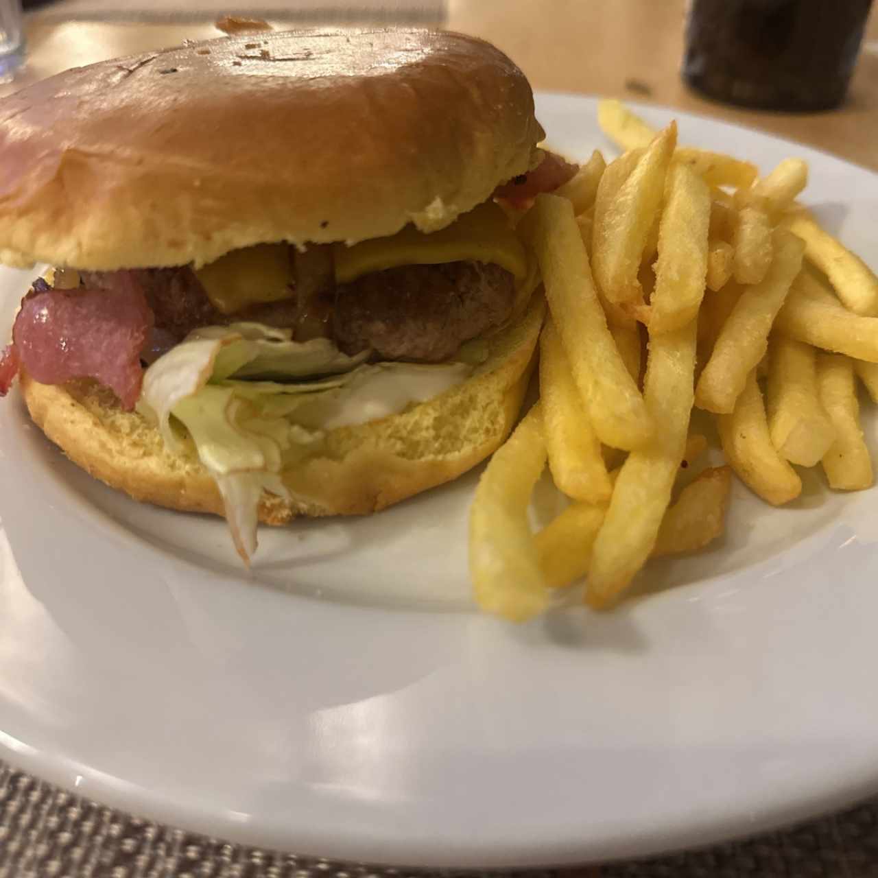 HAMBURGUESAS - Hamburguesa de Res