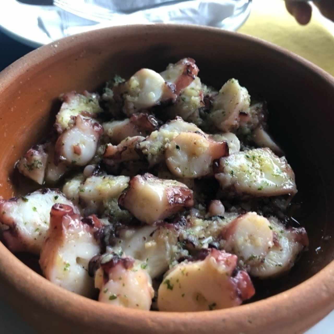 Pulpo al ajillo