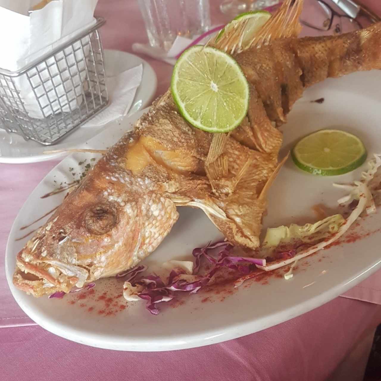 pargo frito con patacones