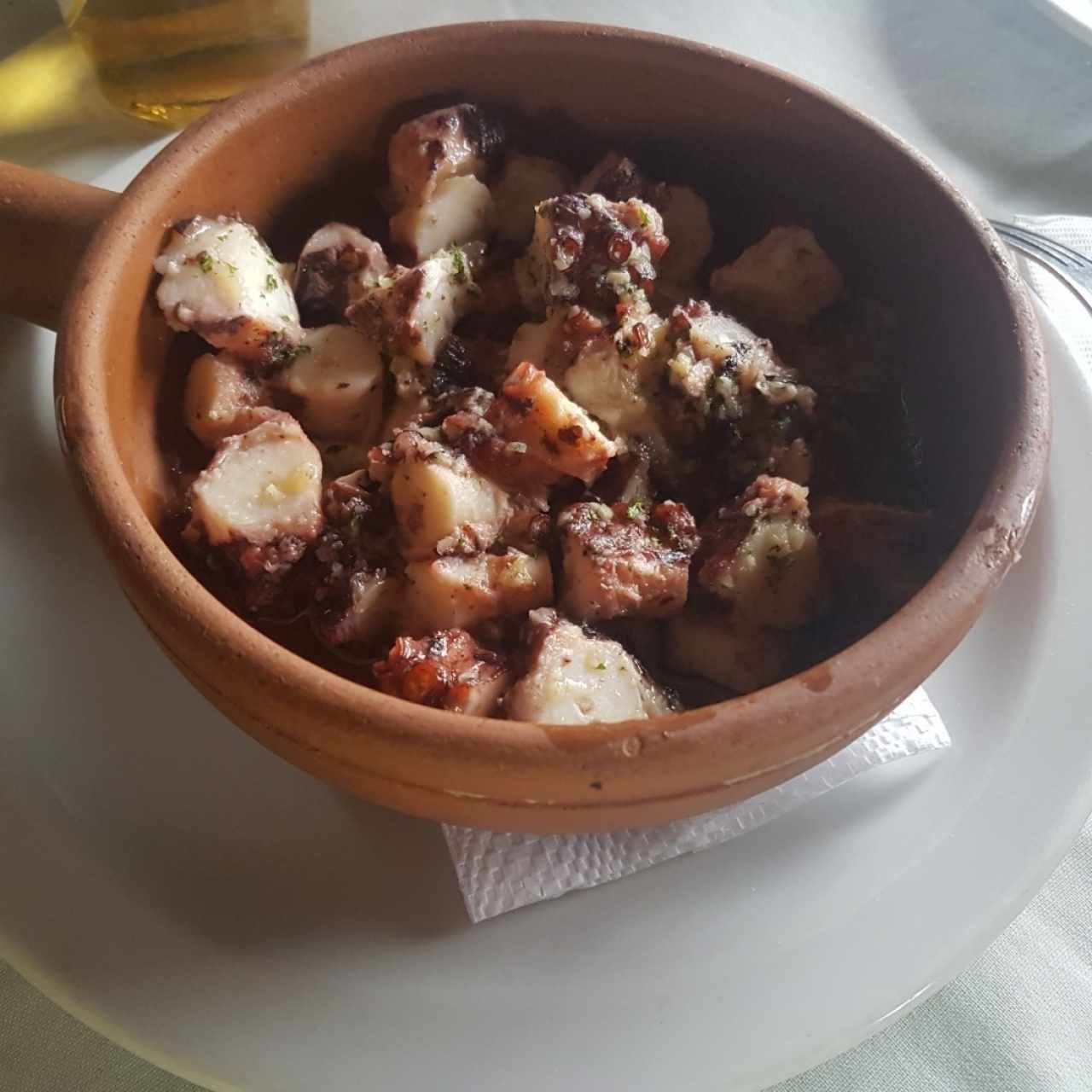 Pulpo al Ajillo