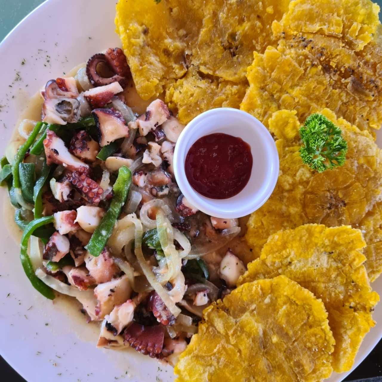 pulpo al ajillo