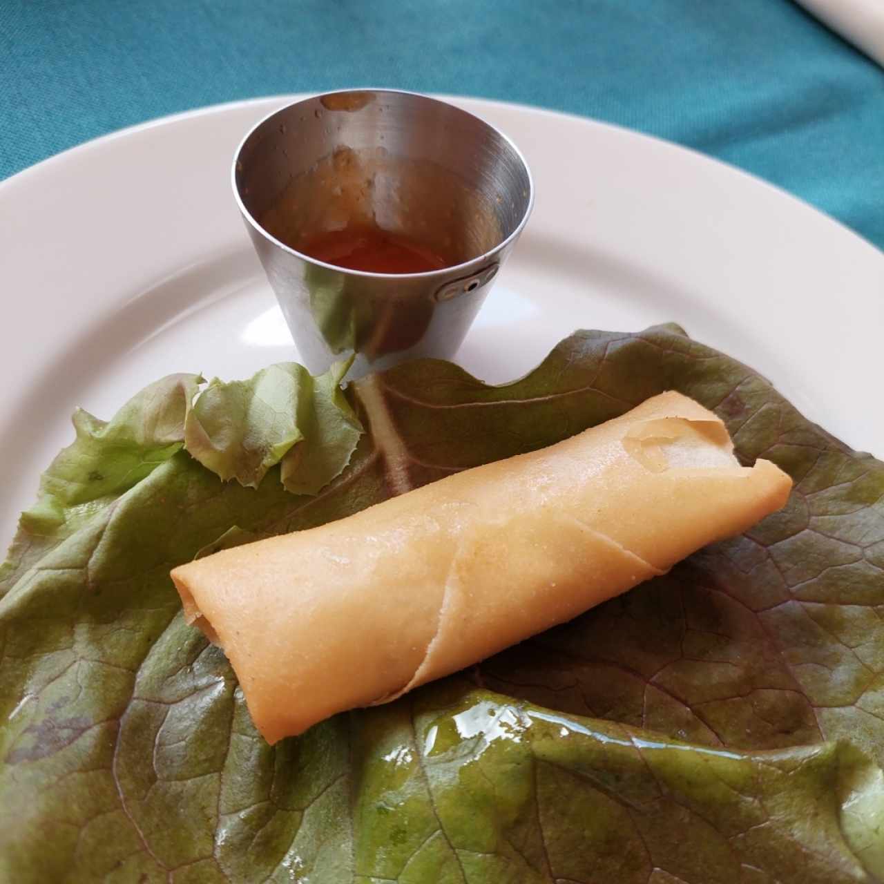 Rollos primavera rellenos de hongos Portobello, cebollina y zanahoria