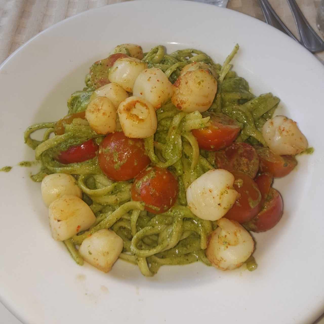 linguini al pesto