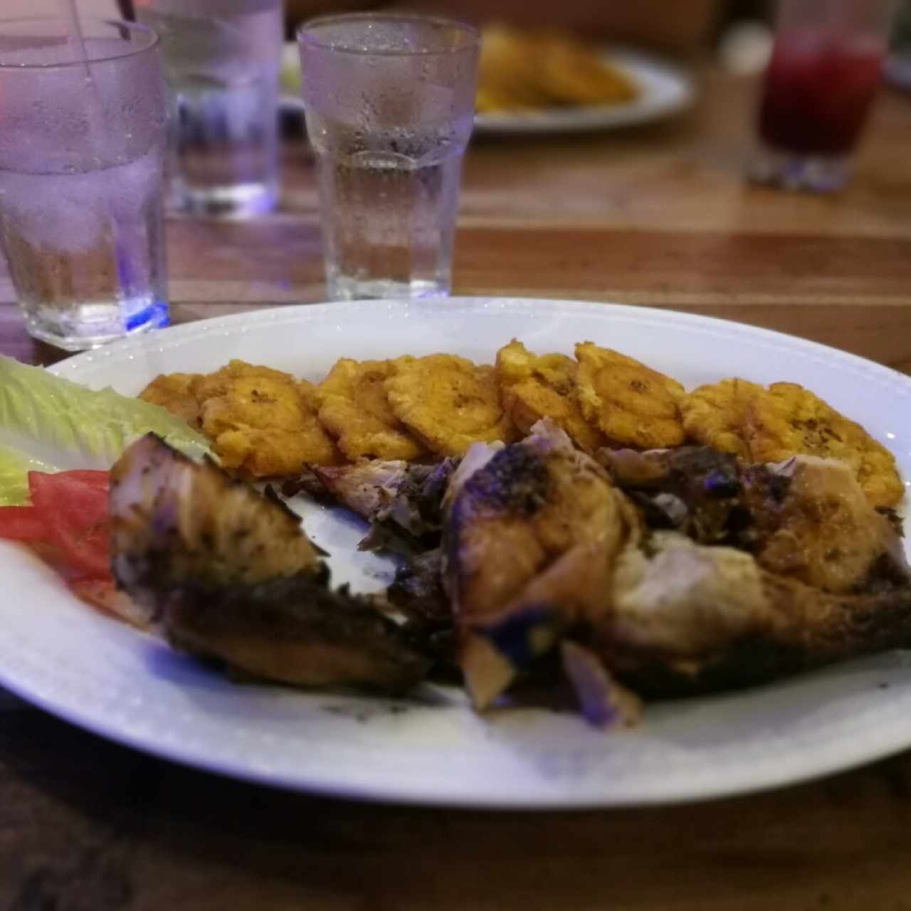 Pollo a la leña