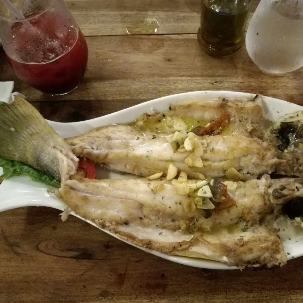 corvina a la espalda