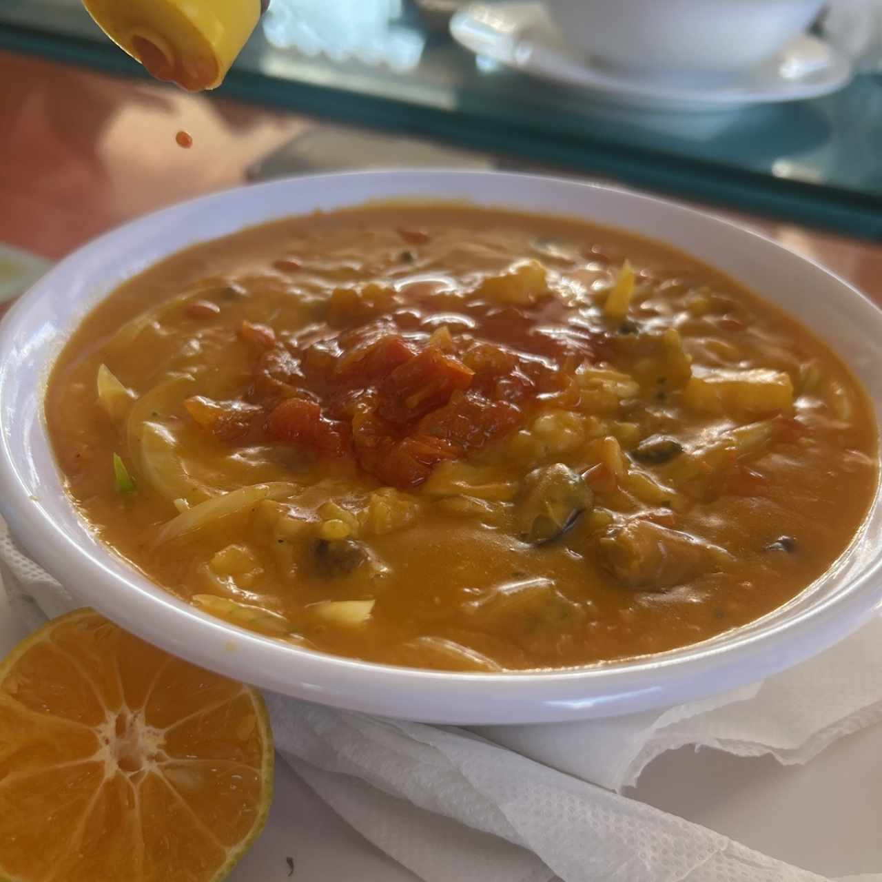 SOPA o GUACHO de (Mariscos o Camarón)