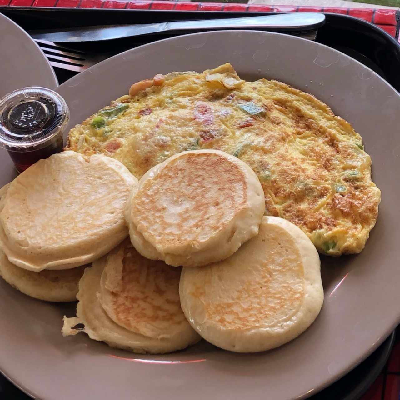 Omelet con pancakes