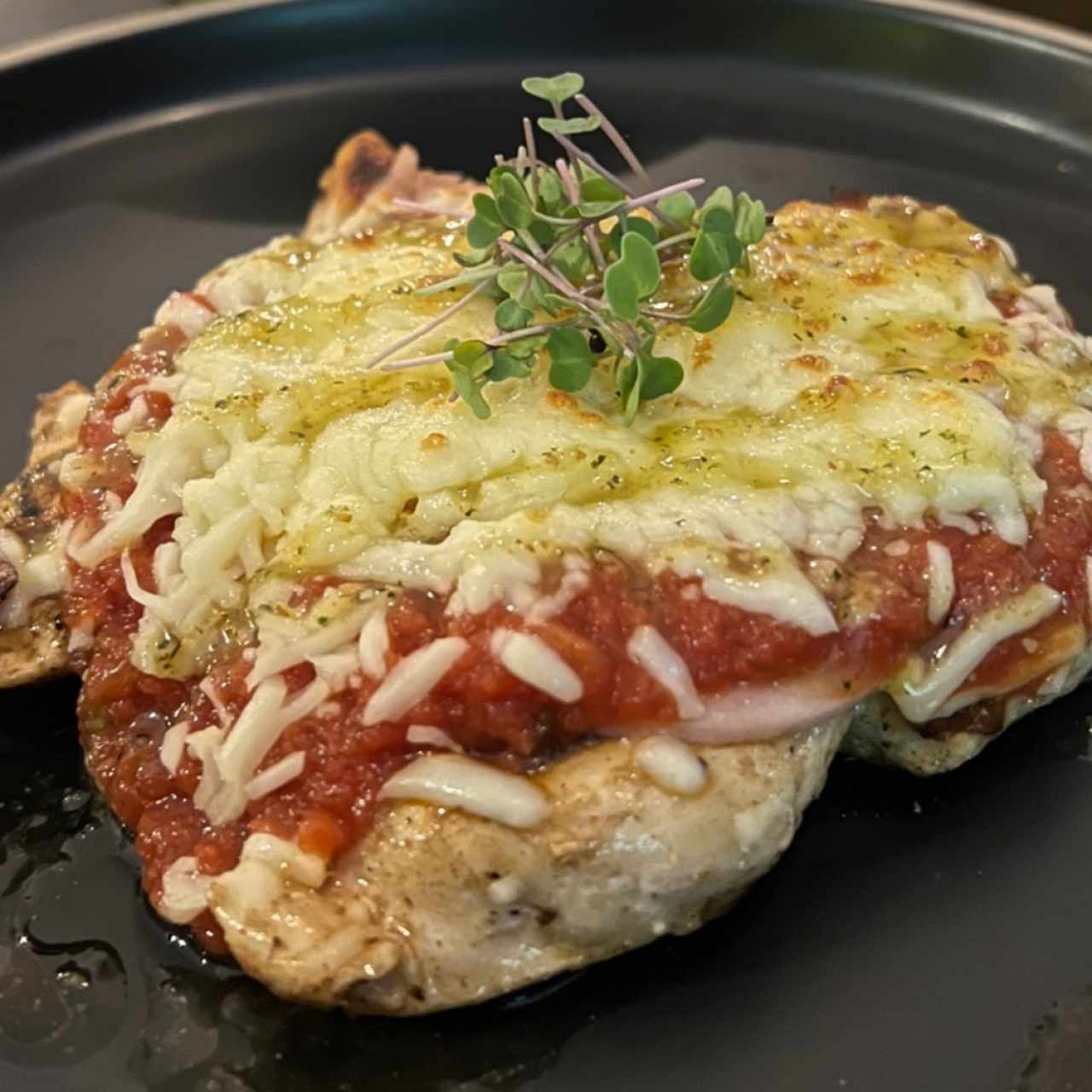 “Milanesa” de pollo a la parmesana