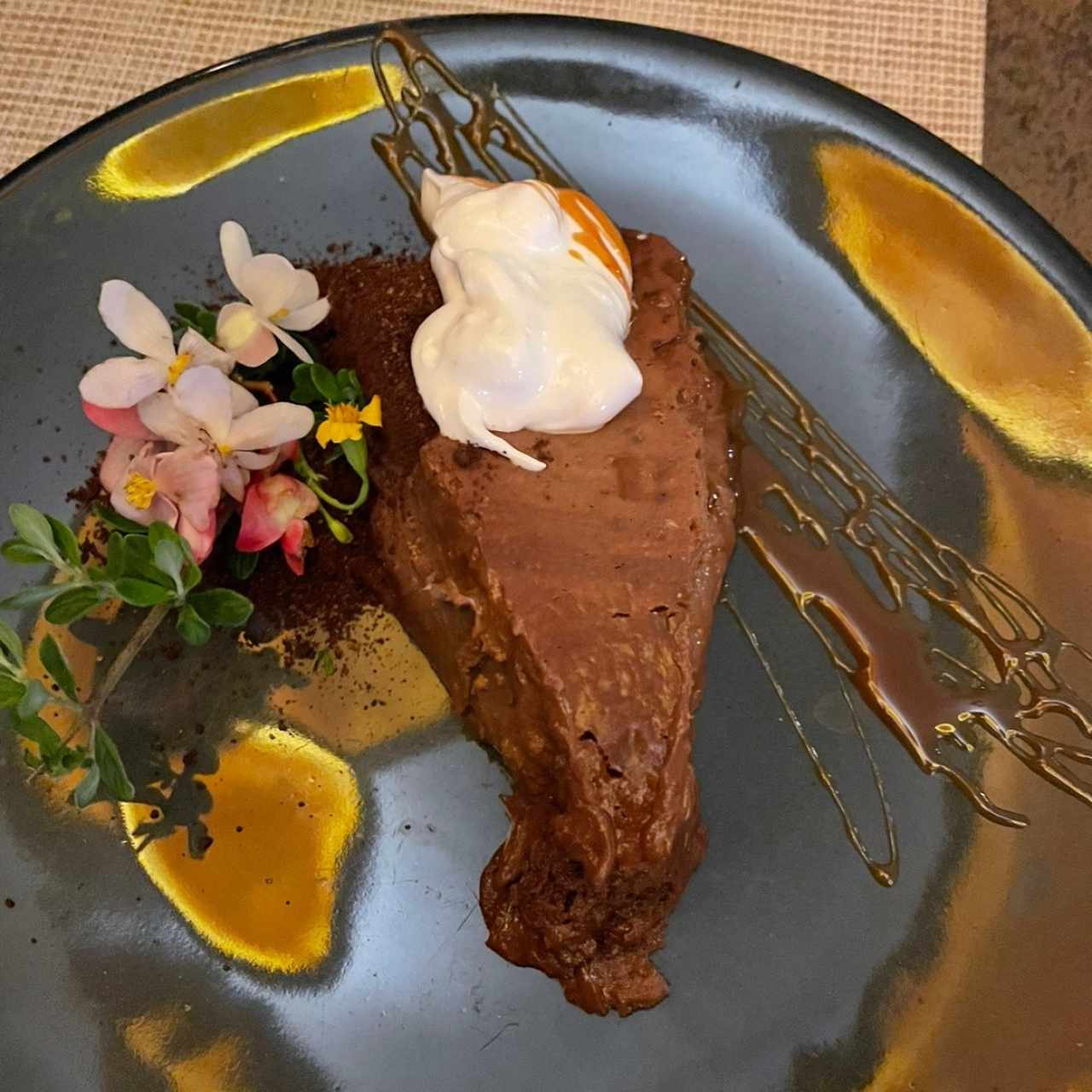 Tarta templada de cacao (fuera de este mundo)