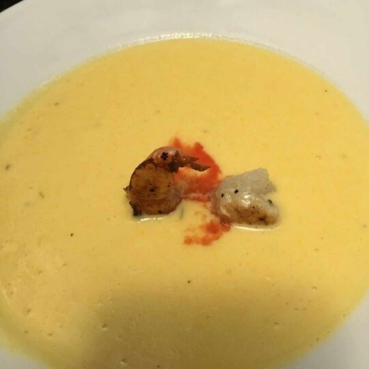 Crema de maíz con langostino