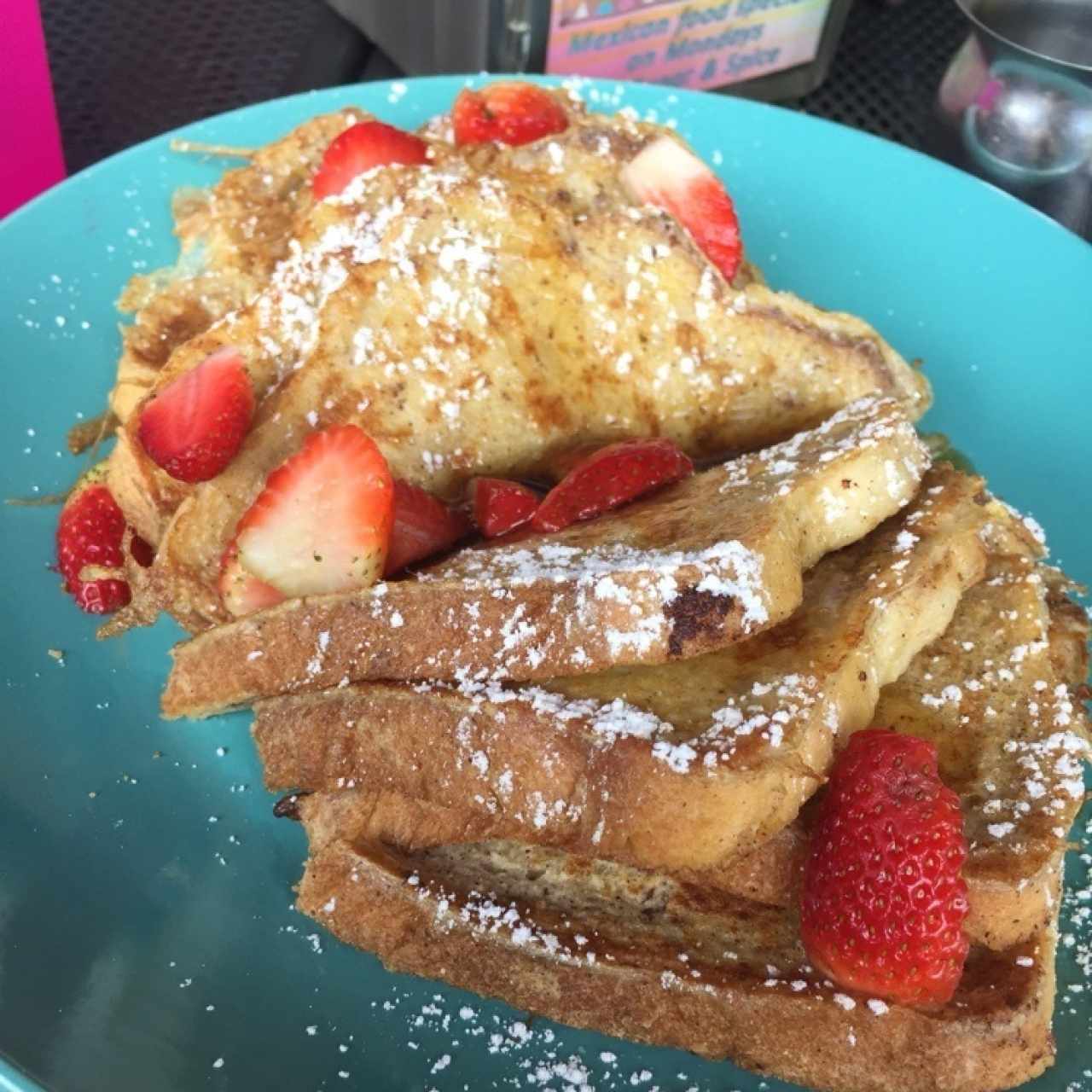 tostadas francesas con frutas de la temporada