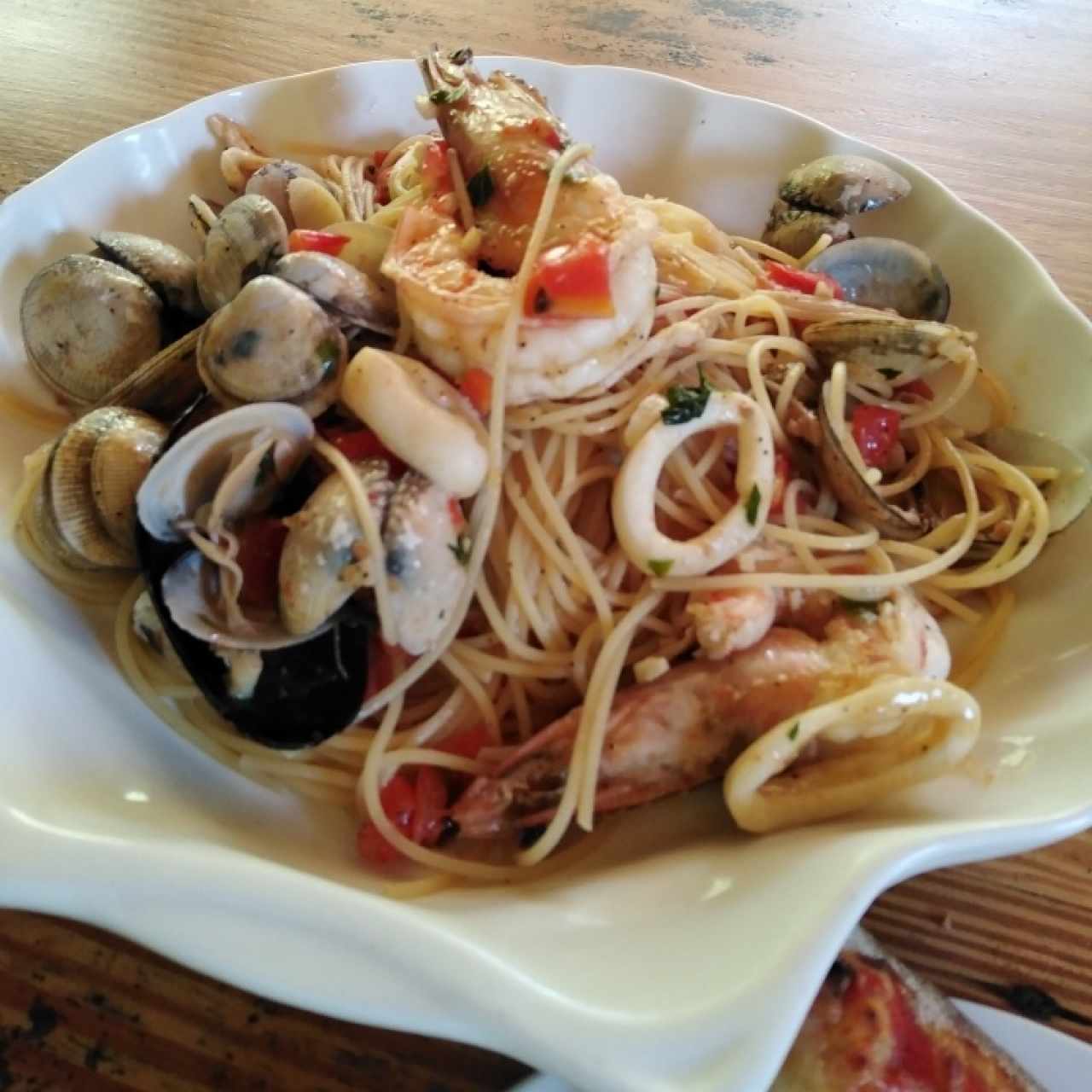 spaghetti a la pescatore