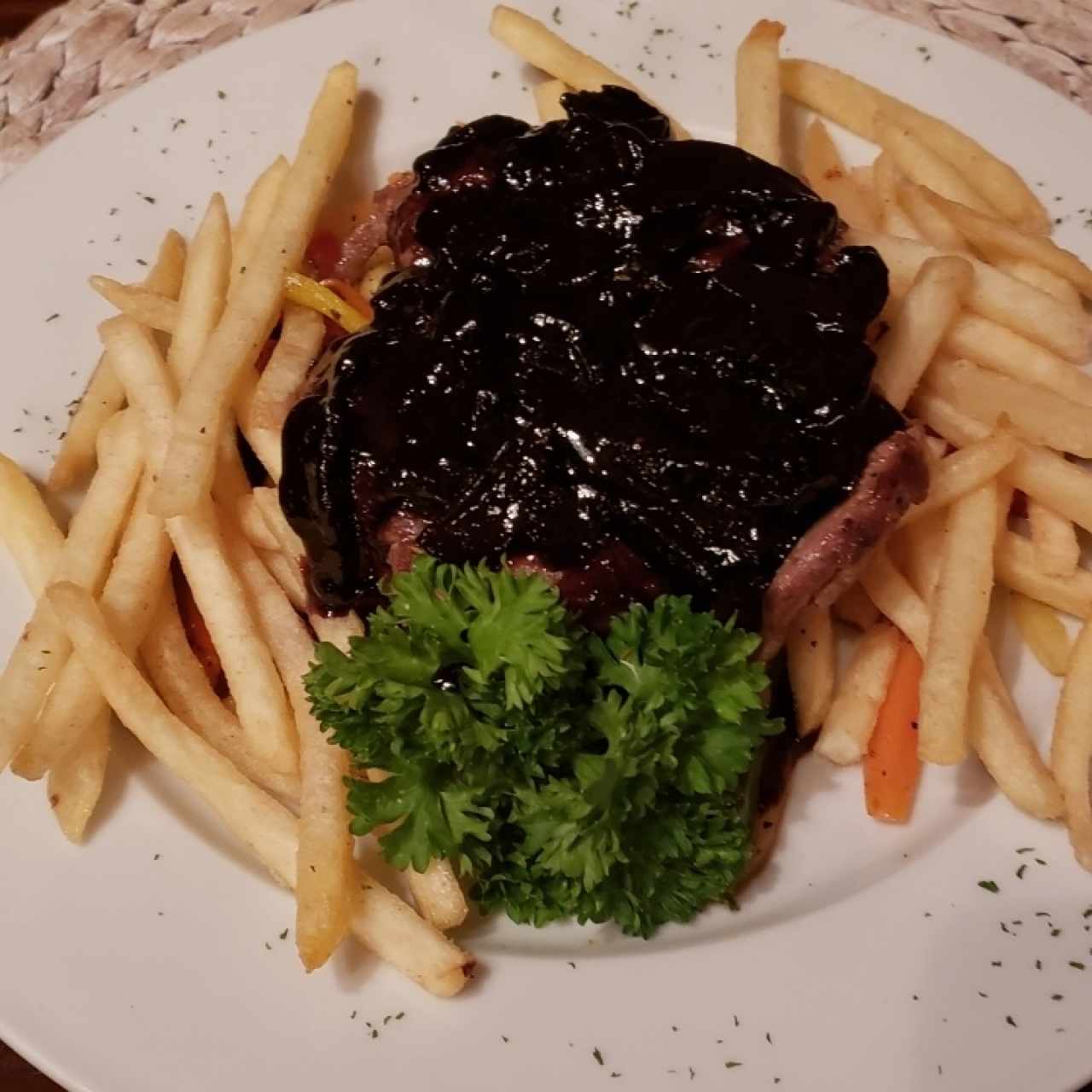 Filete de Res en Vino Tinto