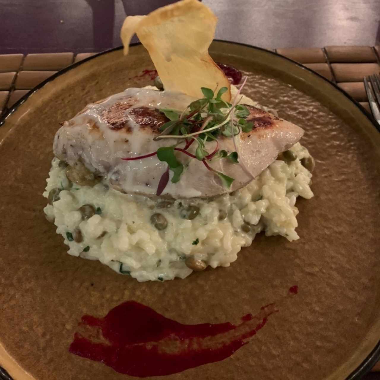 risotto de guandú com pollo relleno de platano en tentación