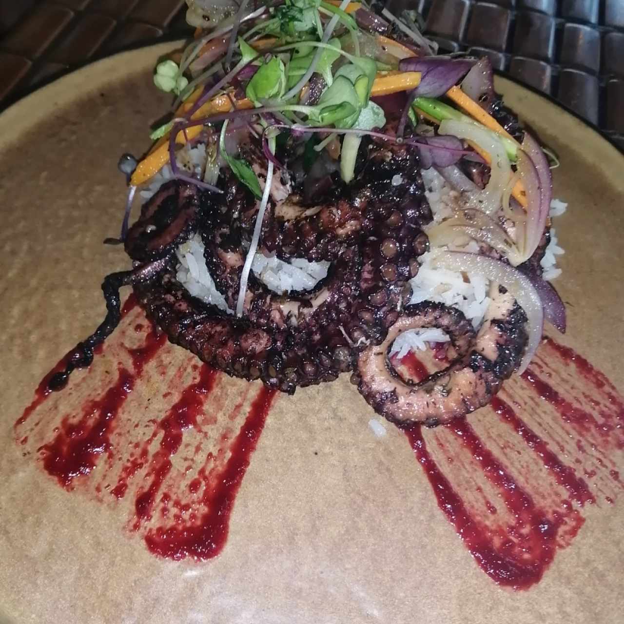 pulpo asado con arroz con coco