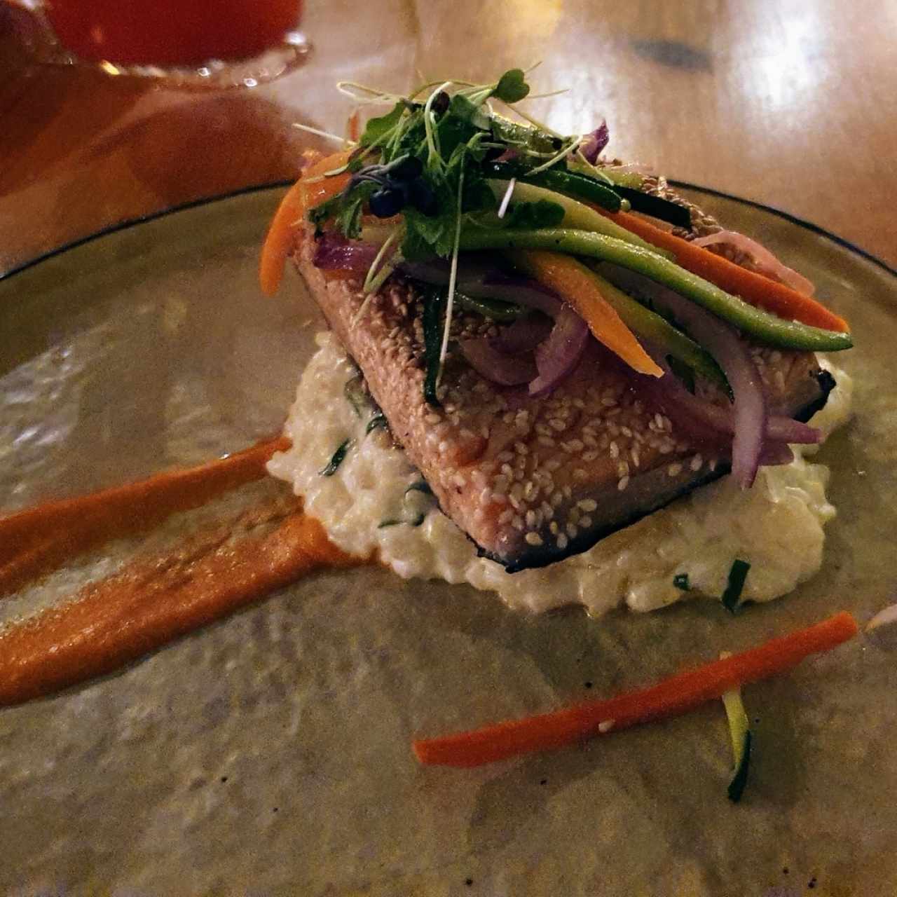 Salmón con risotto