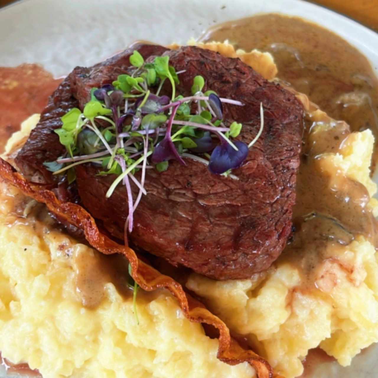 MEDALLONES DE FILETE DE RES