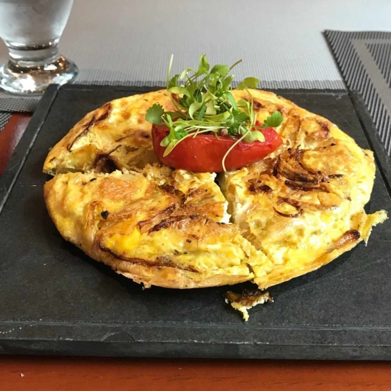 tortilla española. (torta de huevo) :/