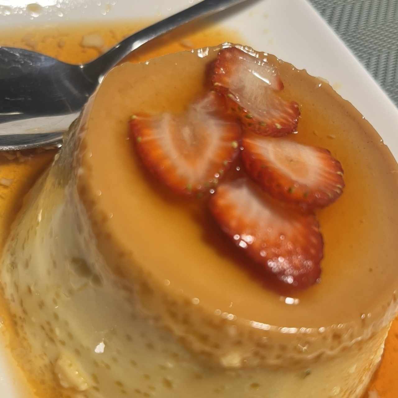 POSTRES - FLAN DE CARAMELO