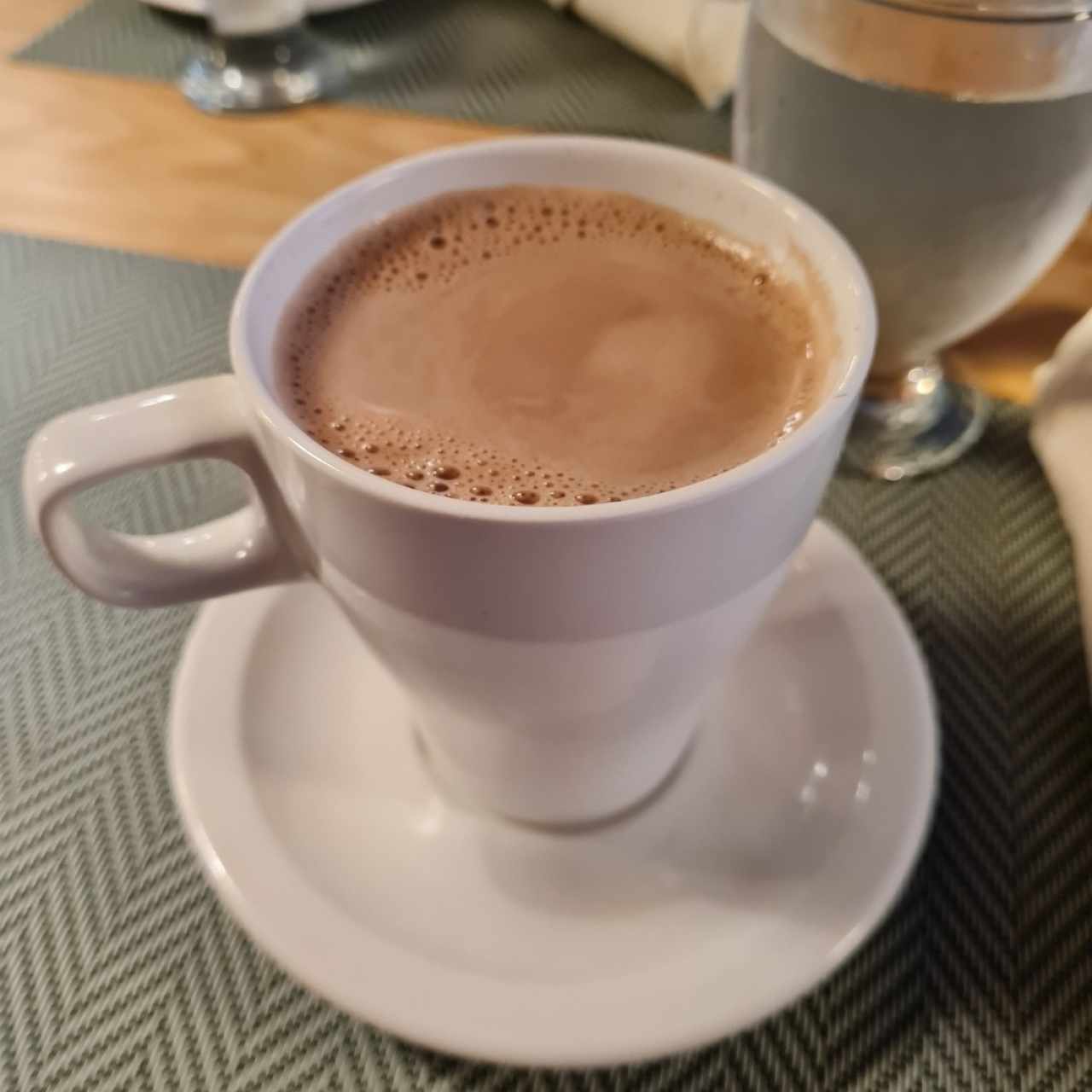 CHOCOLATE CALIENTE